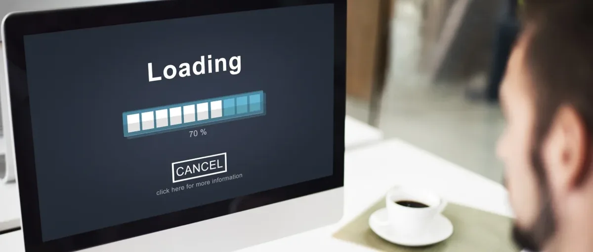 Computer screen displaying a website loading progress bar